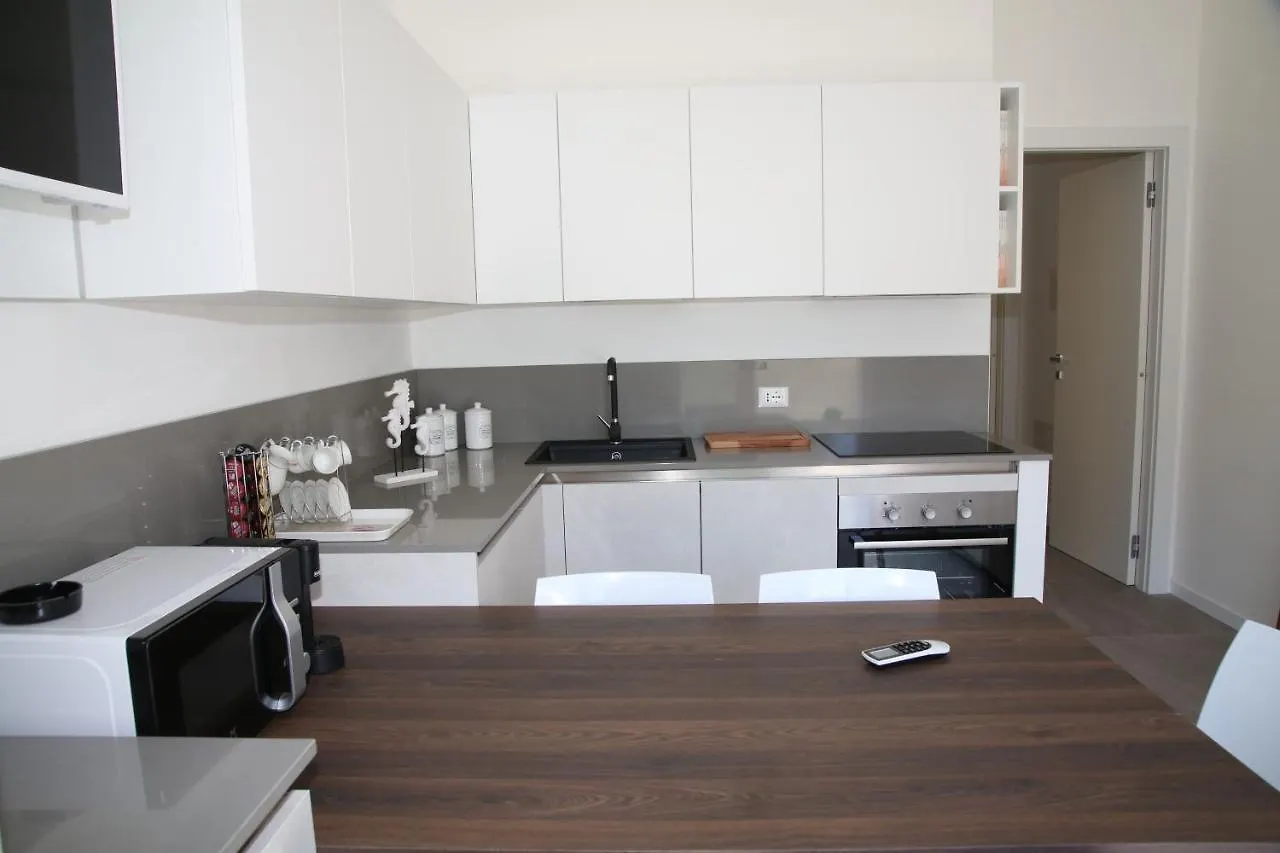 קאורלה Villa Serena דירה