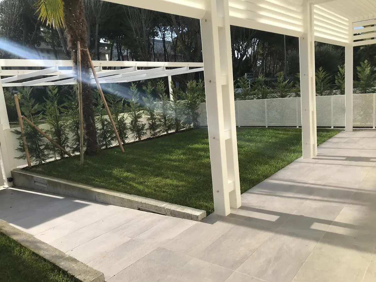 קאורלה Villa Serena דירה