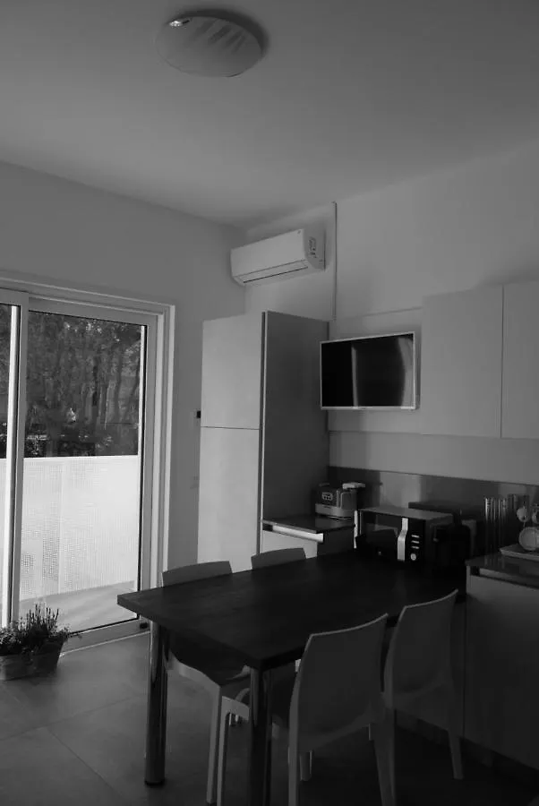 קאורלה Villa Serena דירה