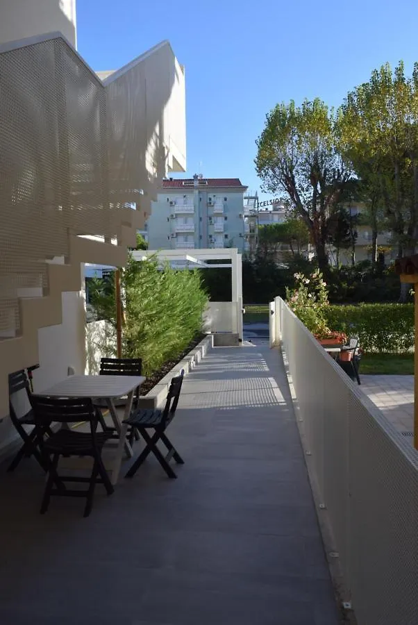 קאורלה Villa Serena דירה