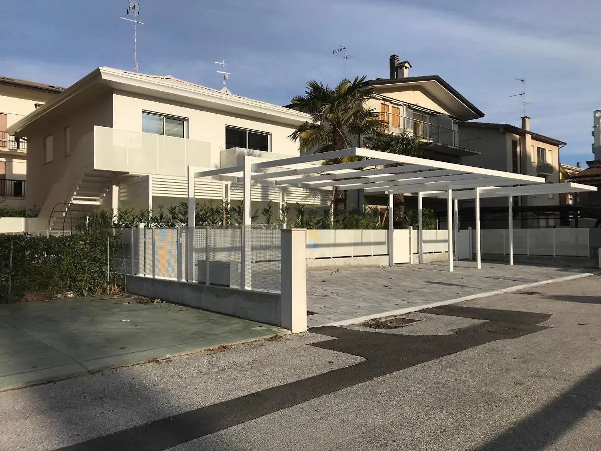 קאורלה Villa Serena איטליה