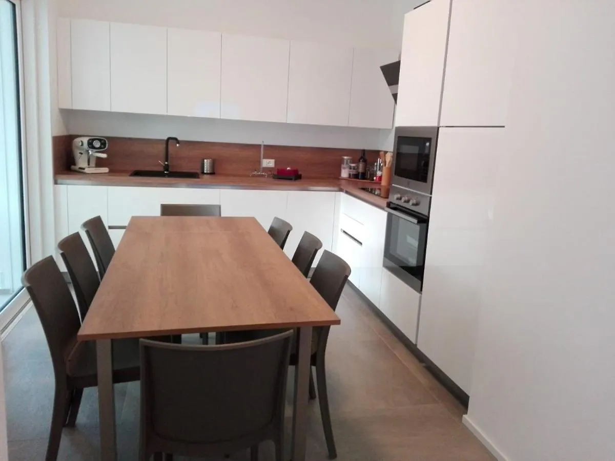 דירה קאורלה Villa Serena